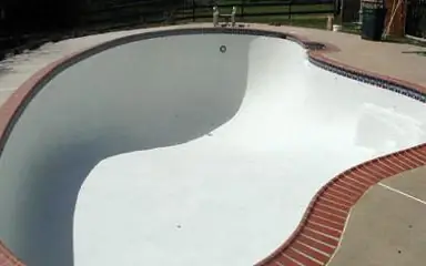 Piscina impermeabilizada por MRC